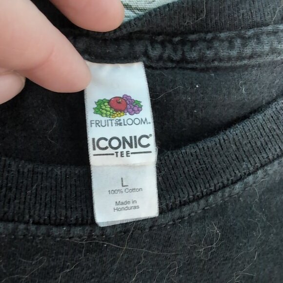 Iron Maiden Legacy of the Best Graphic T Shirt Size Large - Picture 2 of 5